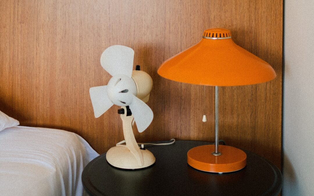 Ventilatore accanto al letto