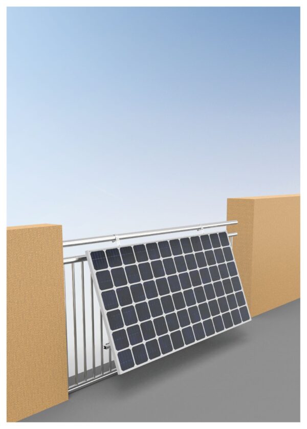 Modulo fotovoltaico montato su una ringhiera